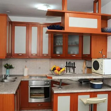 Apartment Brandy *
